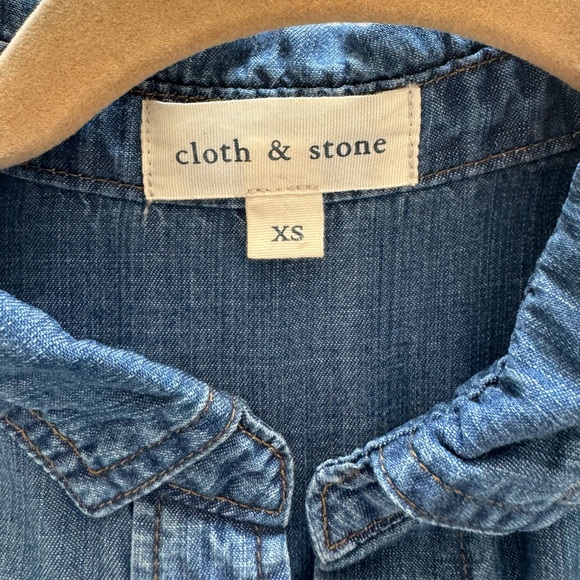 Cloth & Stone Anthropologie Denim Embroidered Star Button Up Shirt - Picture 4 of 7